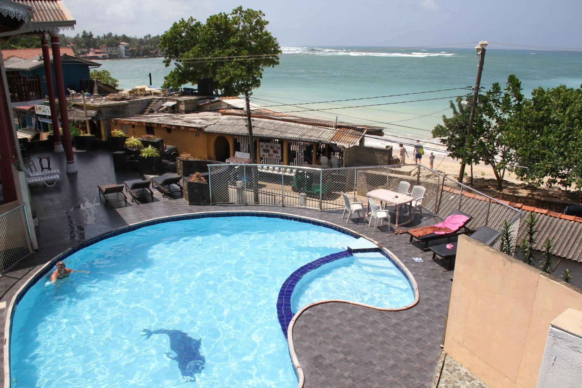Hotel Neptune Bay Unawatuna Beach Exterior photo